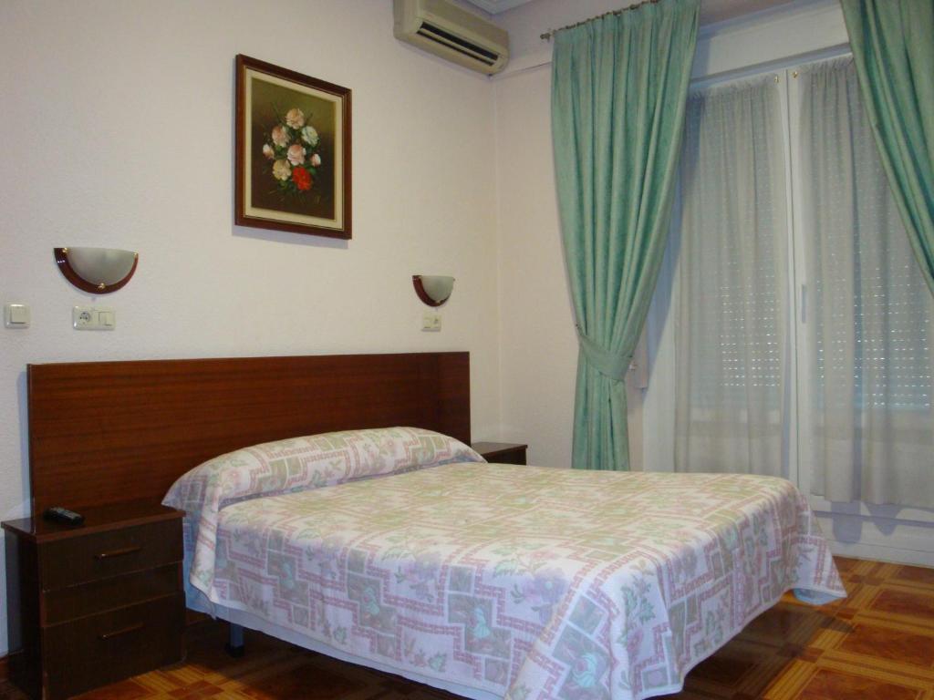 Hostal Zamora Madrid Oda fotoğraf