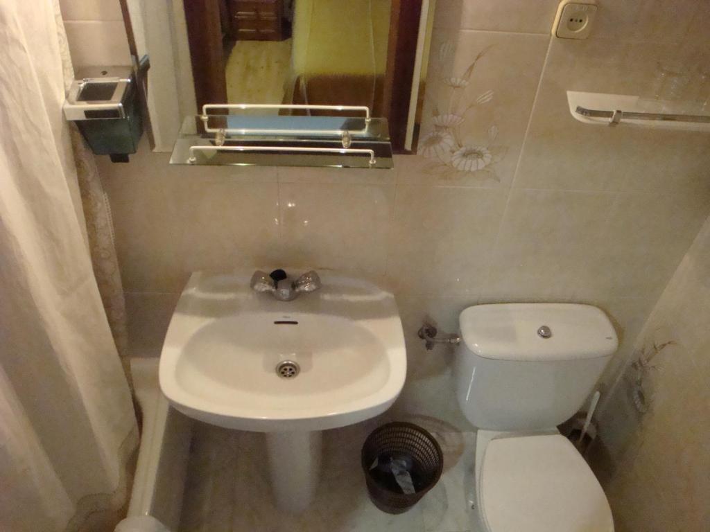 Hostal Zamora Madrid Oda fotoğraf