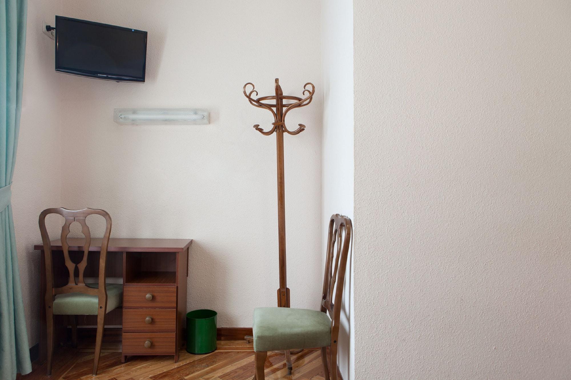 Hostal Zamora Madrid Dış mekan fotoğraf