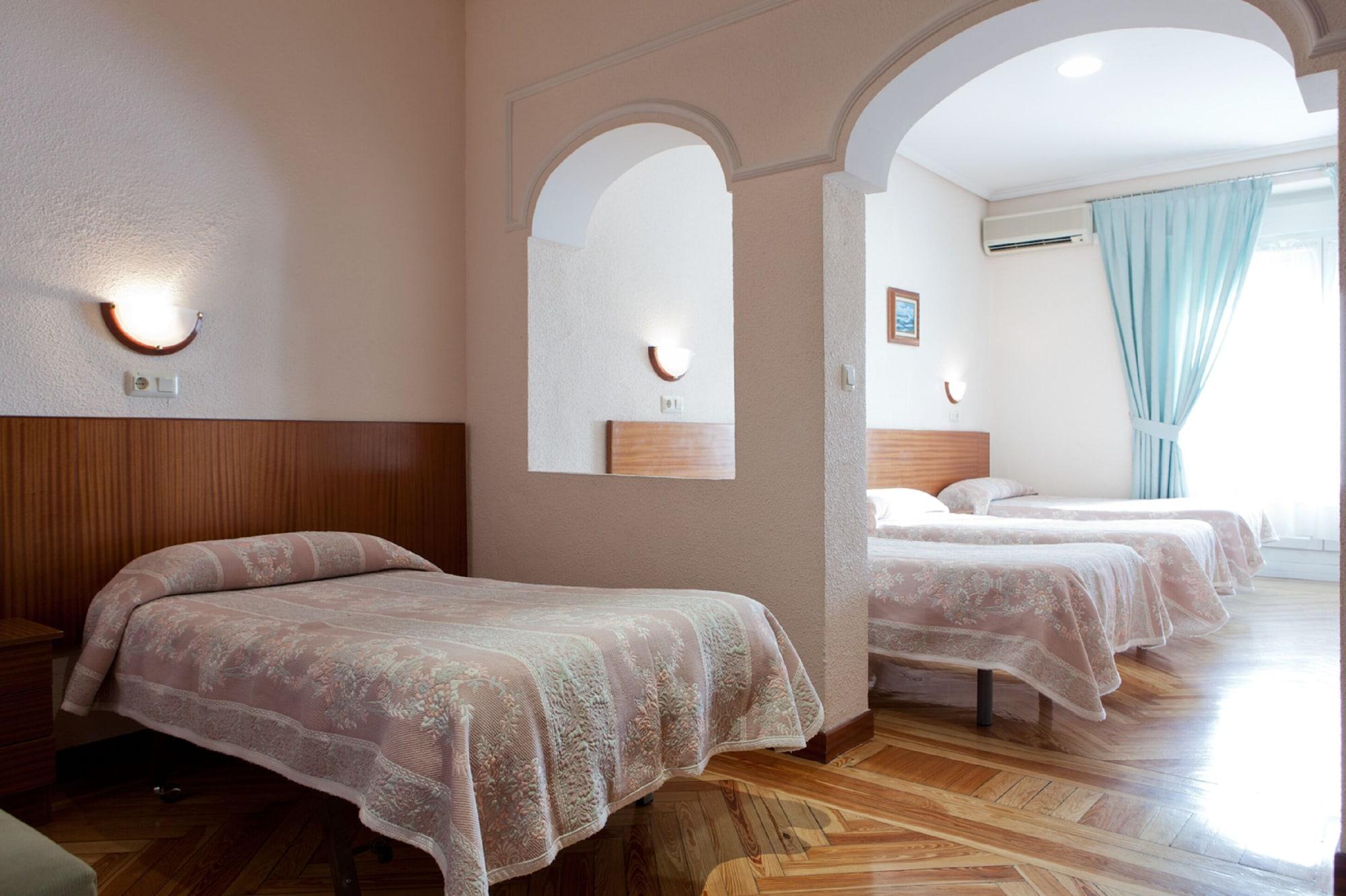 Hostal Zamora Madrid Dış mekan fotoğraf