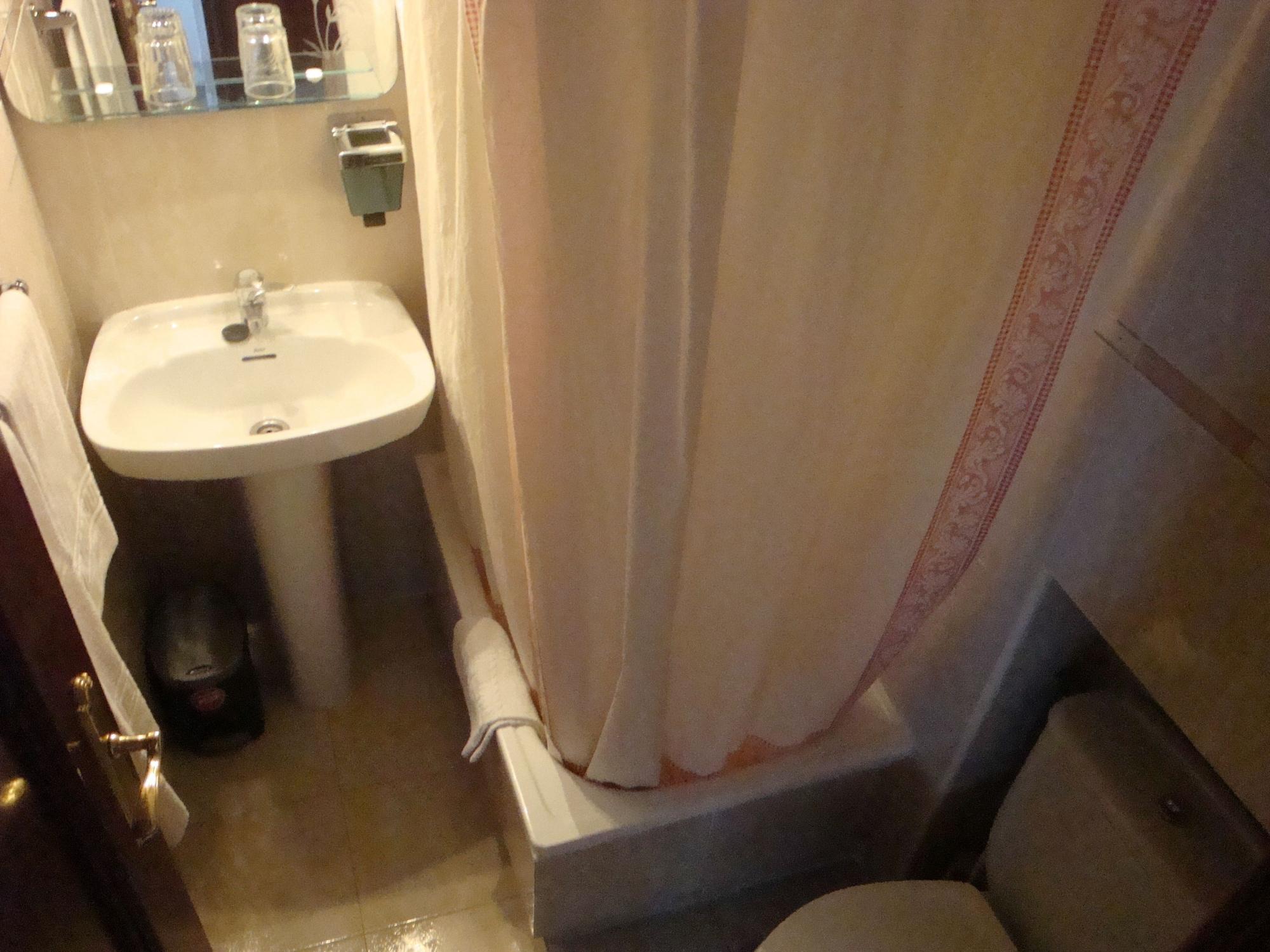 Hostal Zamora Madrid Dış mekan fotoğraf