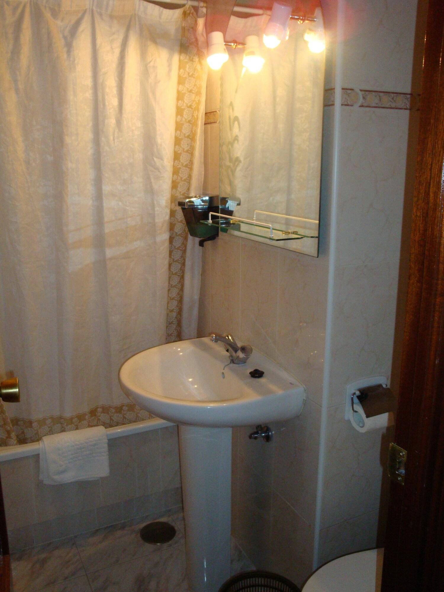Hostal Zamora Madrid Dış mekan fotoğraf
