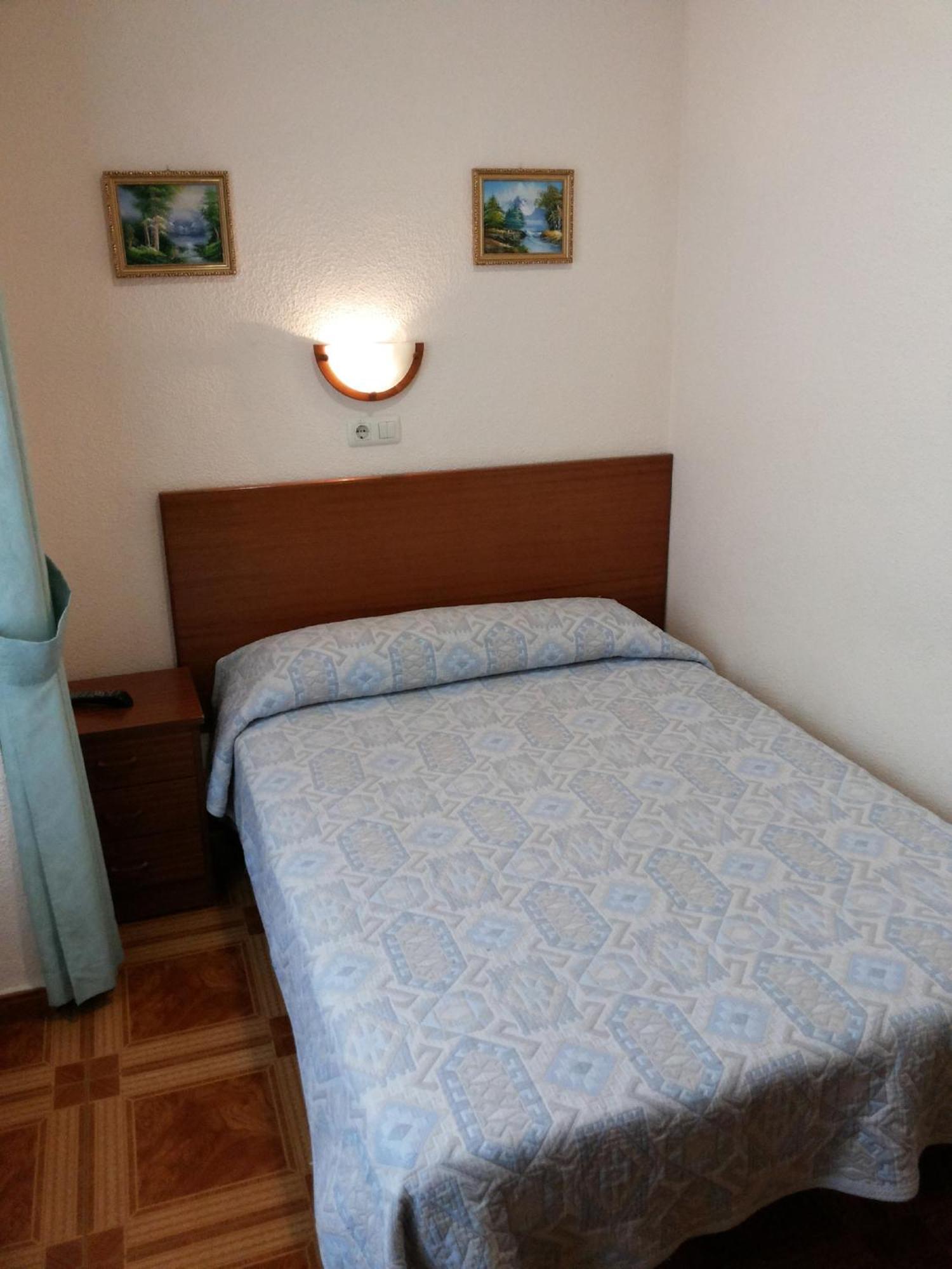 Hostal Zamora Madrid Dış mekan fotoğraf