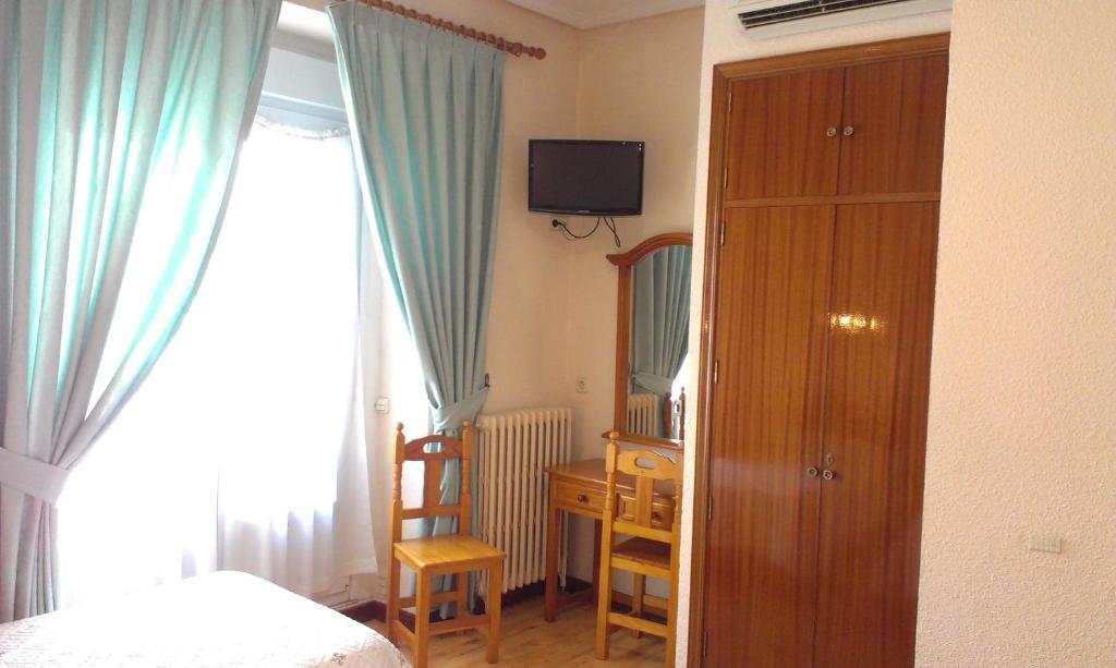 Hostal Zamora Madrid Oda fotoğraf